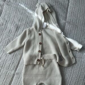 3Mo carters Knit set